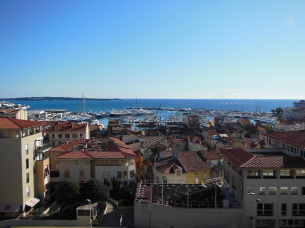Appartamento 2, 3 And 4 Bedroom Sea View Forville 5 Mins From The Palais *